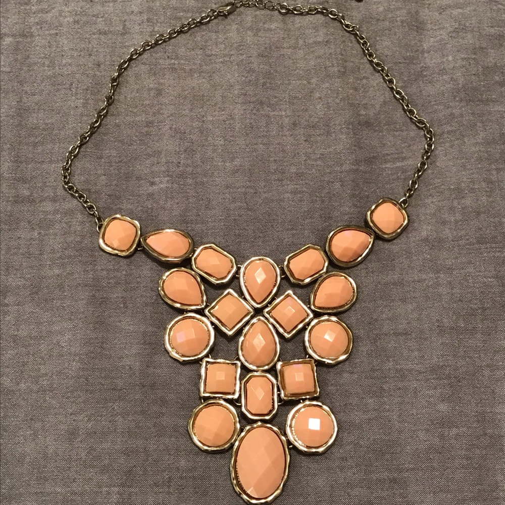 Statement necklace